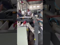 Corte automático y trazador de líneas de costura que insertan la máquina